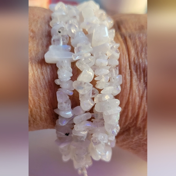 Kuisa rainbow moonstone chips multi row bracelet in sterling silver 154ctw - Picture 5 of 13